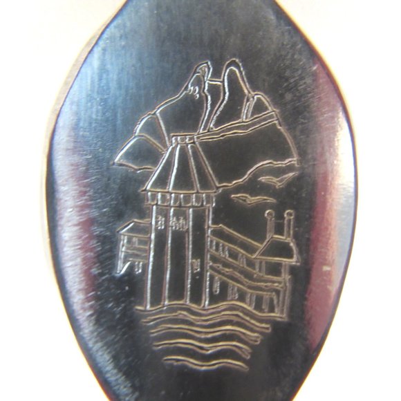 ONEIDA SILVERSMITHS Christmas holiday cake & pie serving piece-Seasons Greetings - Picture 2 of 7